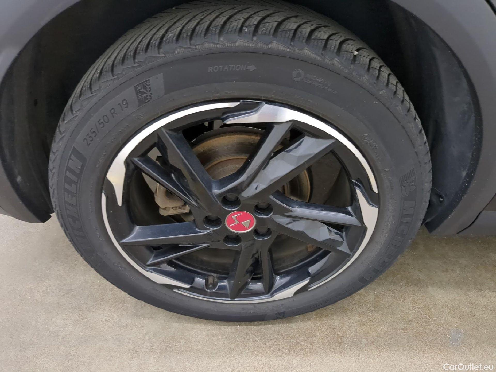  DS  DS7 7 Crossback Performance Line + 1.5 BlueHDi 130CV BVA8 E6d #2
