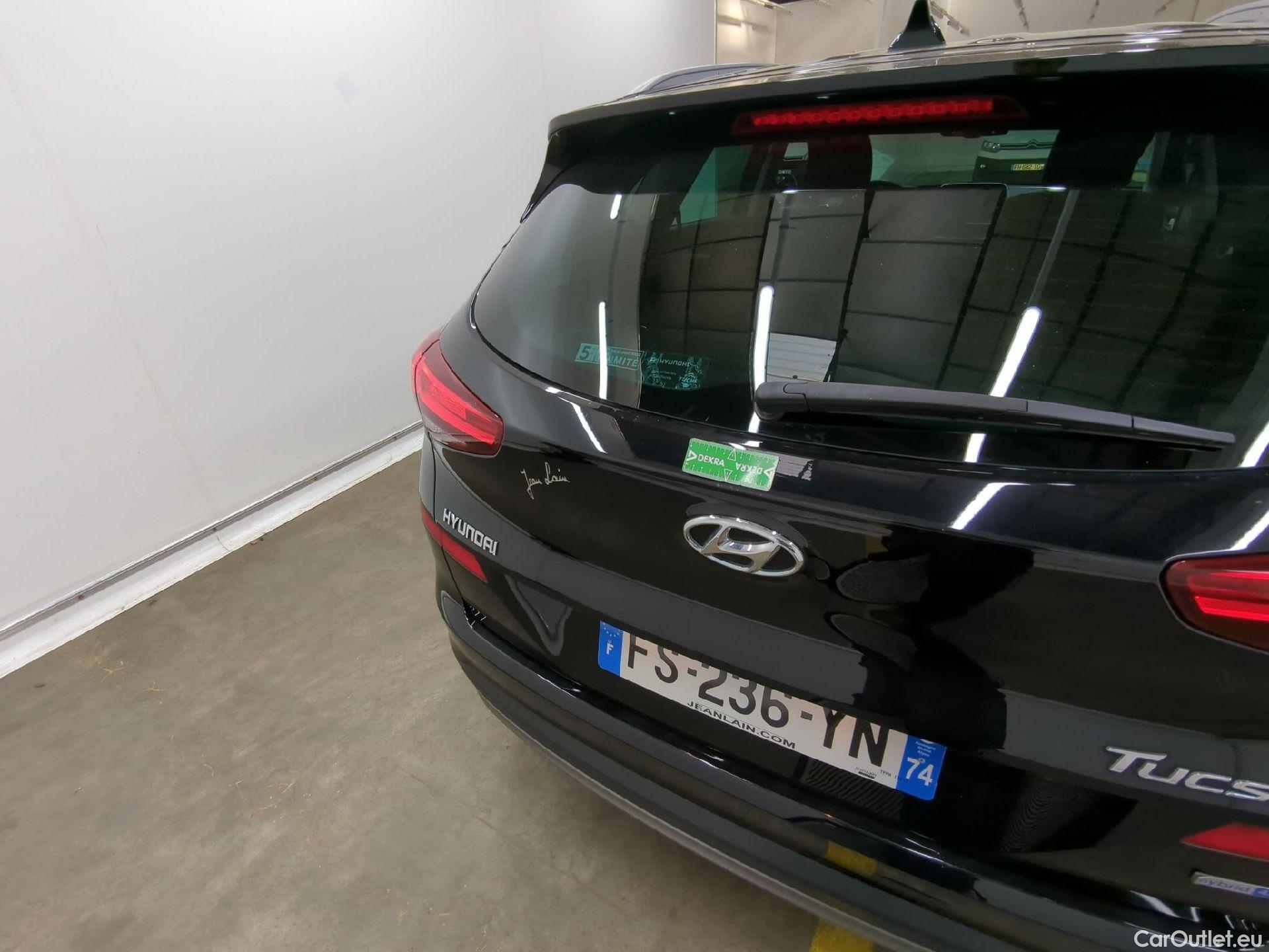  Hyundai  Tucson HYUNDAI  / 2018 / 5P / SUV 1.6 CRDI 115 HYBRID 48V BUSINESS #32