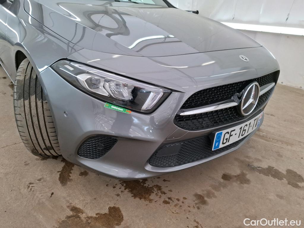  Mercedes  A-Klasse MERCEDES-BENZ Classe A Compact / 2018 / 5P / Berline A 200 Progressive Line 7G-DCT #1