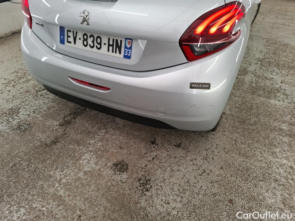  Peugeot  208  Allure 1.2 PureTech 80CV BVM5 E6 #15
