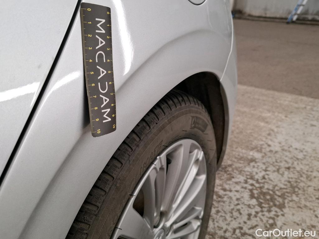  Peugeot  208  Allure 1.2 PureTech 80CV BVM5 E6 #14