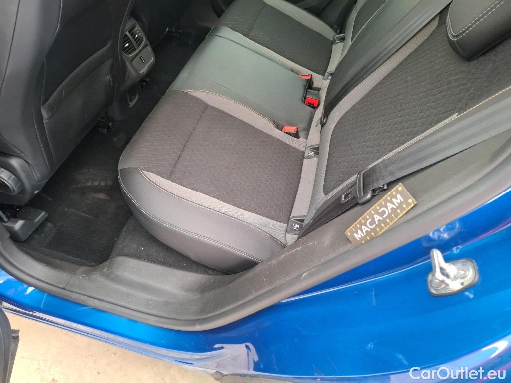  Opel   Grandland X Grandland X Elegance Business 1.5 130CV BVA8 E6d #5