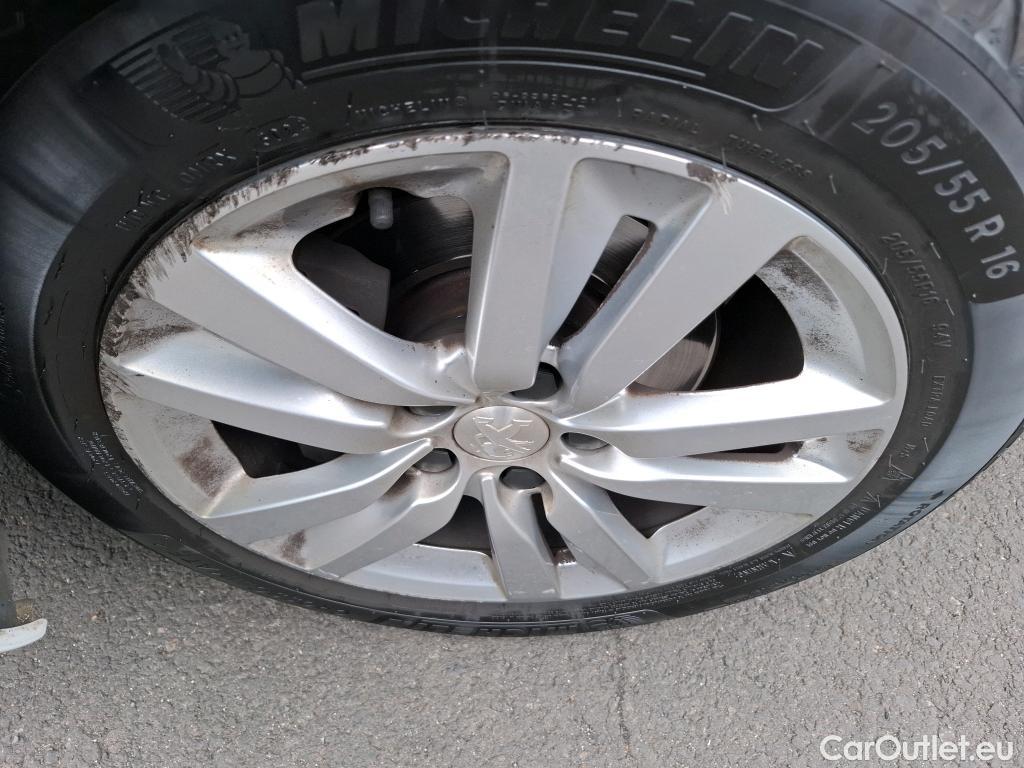  Peugeot  308  SW Active Business 1.5 HDi 130CV BVA8 E6d #27