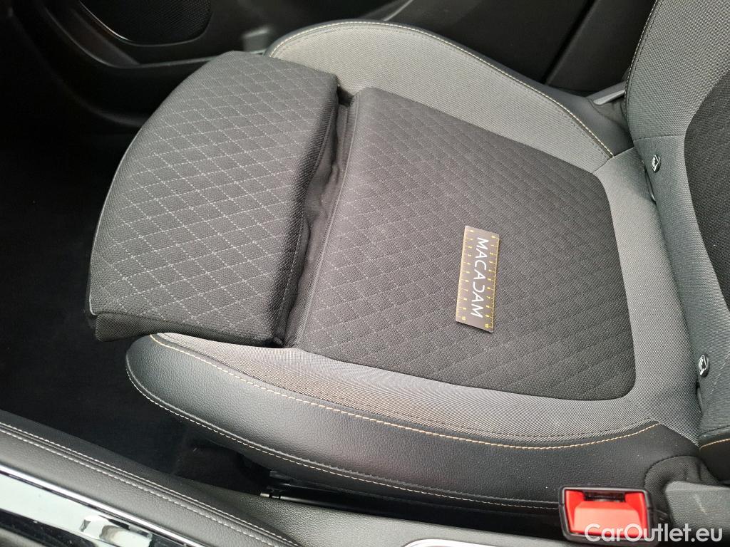  Opel   Grandland X Grandland X Elegance Business 1.5 130CV BVA8 E6d #41