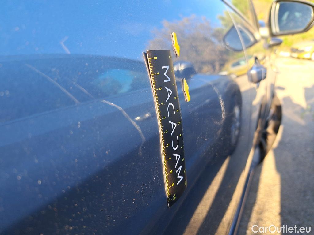  Peugeot  3008 PEUGEOT  / 2016 / 5P / SUV BlueHDi 130 EAT8 ALLURE (Ex 617J) #44