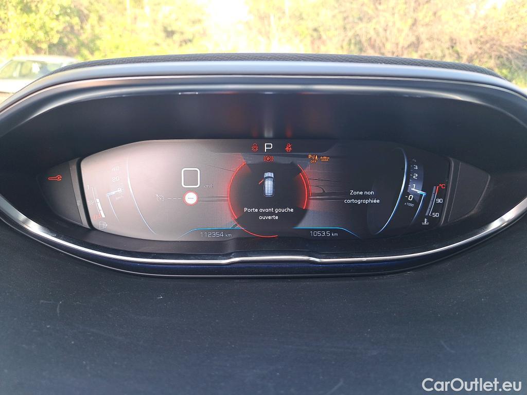  Peugeot  3008 PEUGEOT  / 2016 / 5P / SUV BlueHDi 130 EAT8 ALLURE (Ex 617J) #28