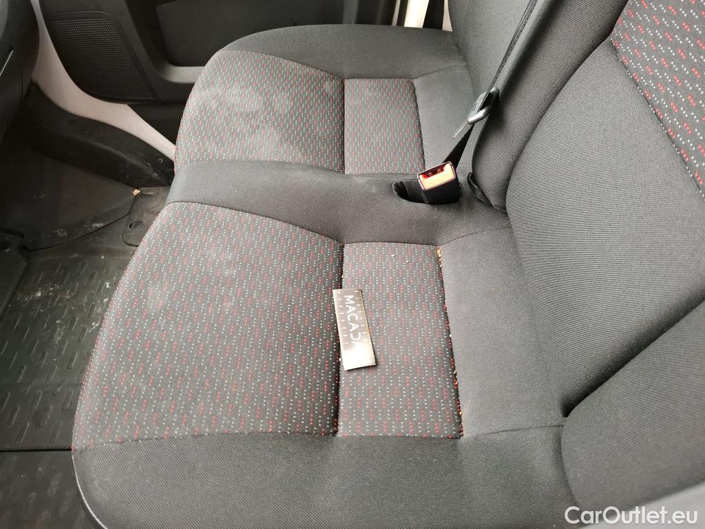  Citroen  Jumper CITROEN  / 2014 / 4P / Fourgon tôlé 33 L1H2 BlueHDi 140 S&S BVM6 Club #40