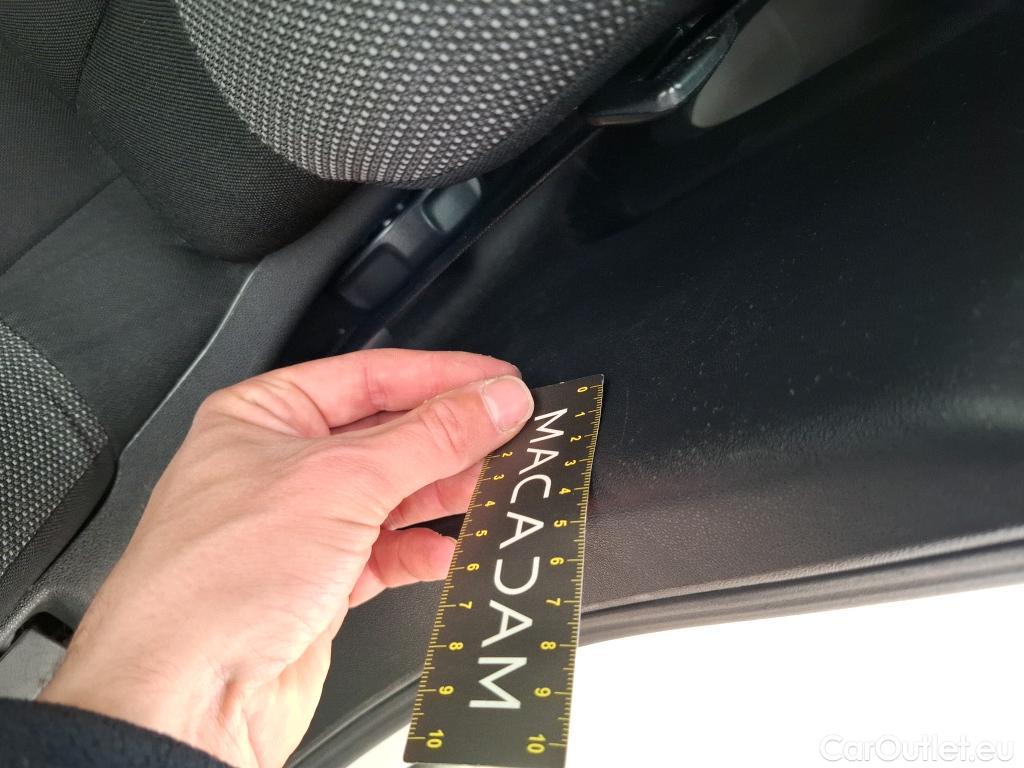  Citroen  C3  Société Feel Nav 1.2 PureTech 80CV BVM5 E6 #11
