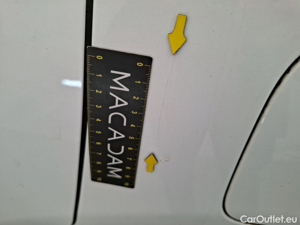  Citroen  C3  Société Feel Nav 1.2 PureTech 80CV BVM5 E6 #50