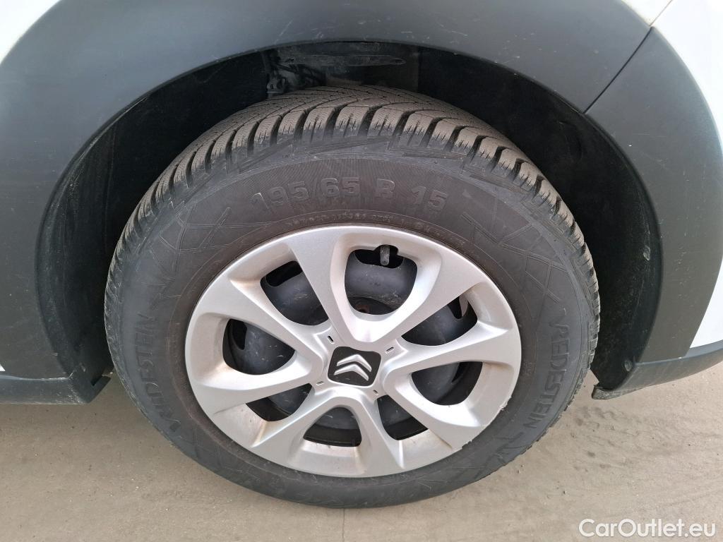  Citroen  C3  Société Feel Nav 1.2 PureTech 80CV BVM5 E6 #32