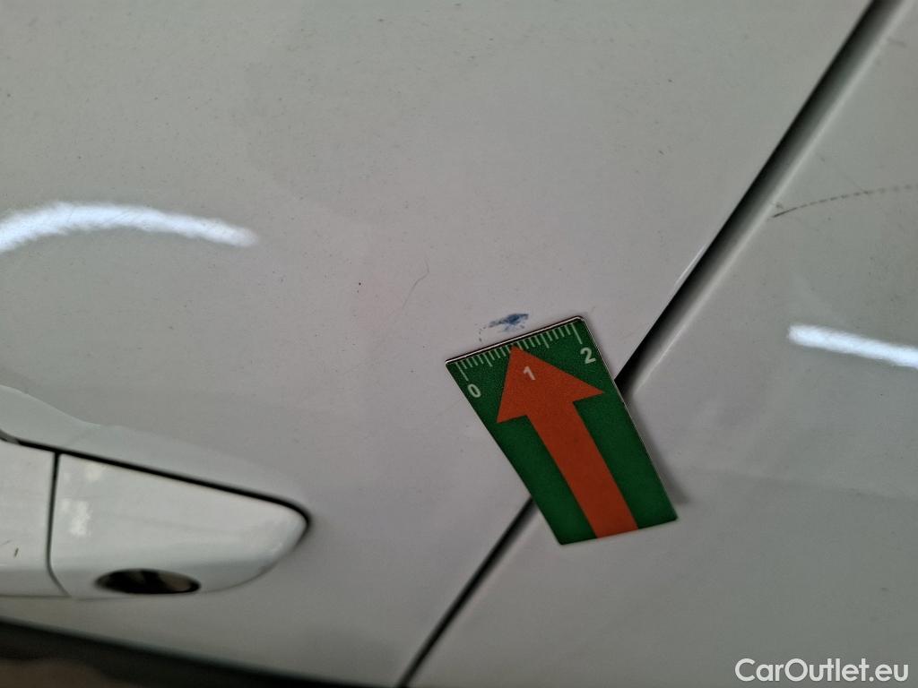  Citroen  C3  Société Feel Nav 1.2 PureTech 80CV BVM5 E6 #43