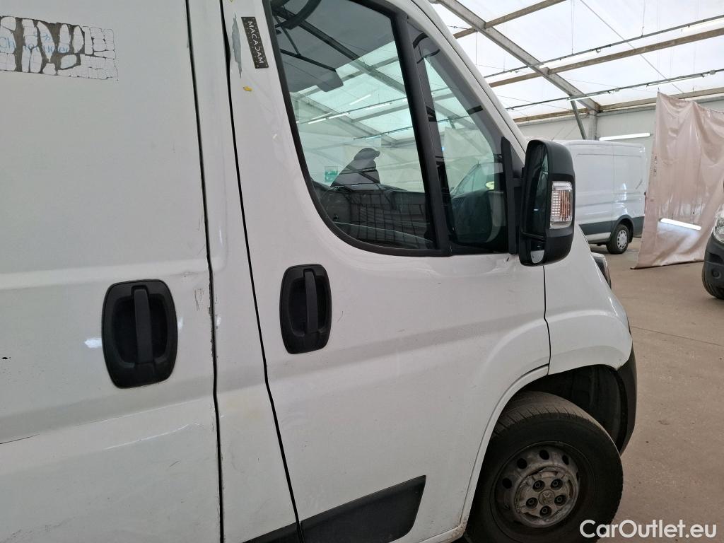  Peugeot  Boxer PEUGEOT  VU 4p Fourgon BLUEHDI 130 SandS PREMI 335 L2H2 #48