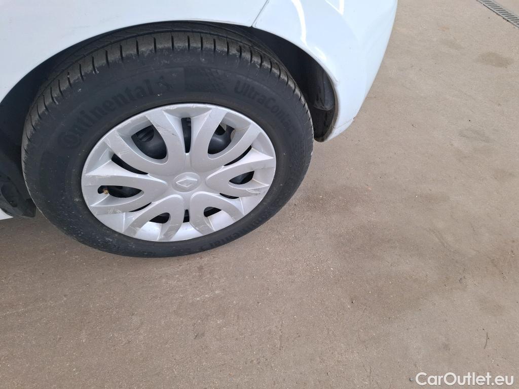  Renault  Clio  IV Air MediaNav 1.5 dCi 75CV BVM5 E6 #54