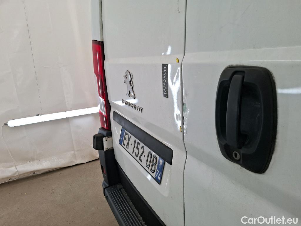  Peugeot  Boxer PEUGEOT  VU 4p Fourgon BLUEHDI 130 SandS PREMI 335 L2H2 #41