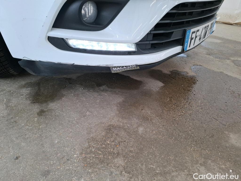  Renault  Clio  IV Air MediaNav 1.5 dCi 90CV BVM5 E6 #15