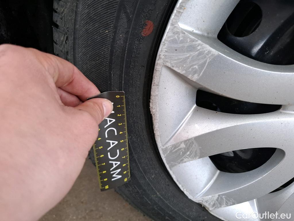  Renault  Clio  IV Air MediaNav 1.5 dCi 90CV BVM5 E6 #26