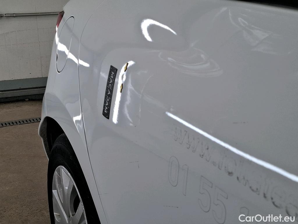  Renault  Clio  IV Air MediaNav 1.5 dCi 75CV BVM5 E6 #58