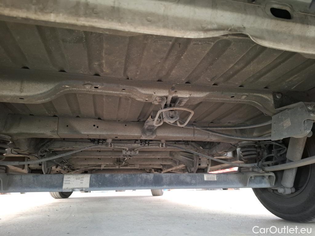  Peugeot  Boxer PEUGEOT  VU 4p Fourgon BLUEHDI 130 SandS PREMI 335 L2H2 #107