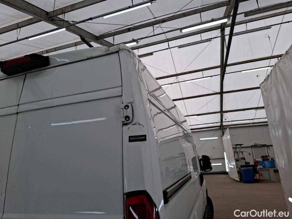  Peugeot  Boxer PEUGEOT  VU 4p Fourgon BLUEHDI 130 SandS PREMI 335 L2H2 #50