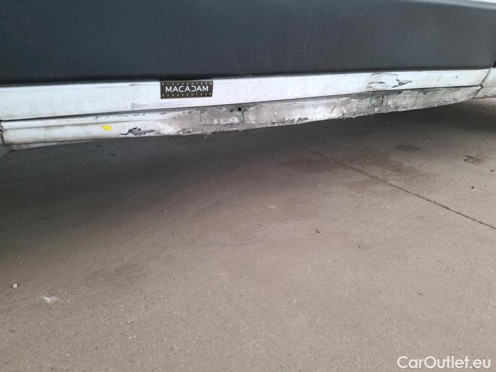  Peugeot  Boxer PEUGEOT  VU 4p Fourgon BLUEHDI 130 SandS PREMI 335 L2H2 #27