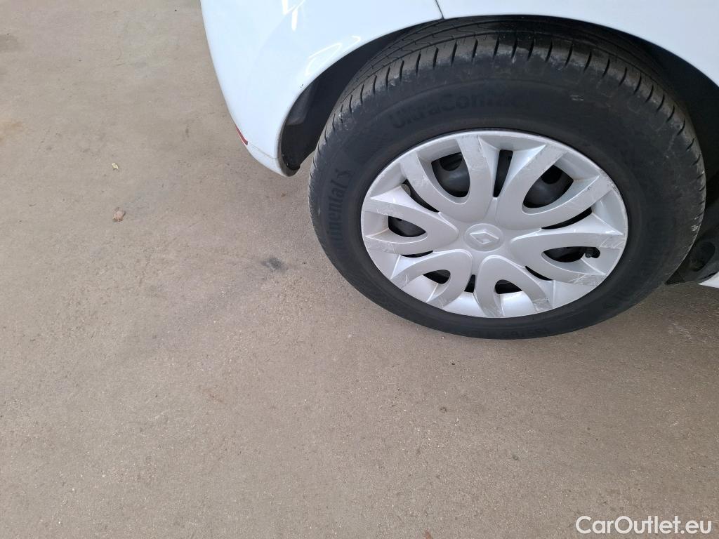  Renault  Clio  IV Air MediaNav 1.5 dCi 75CV BVM5 E6 #52