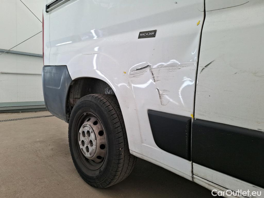  Peugeot  Boxer PEUGEOT  VU 4p Fourgon BLUEHDI 130 SandS PREMI 335 L2H2 #11