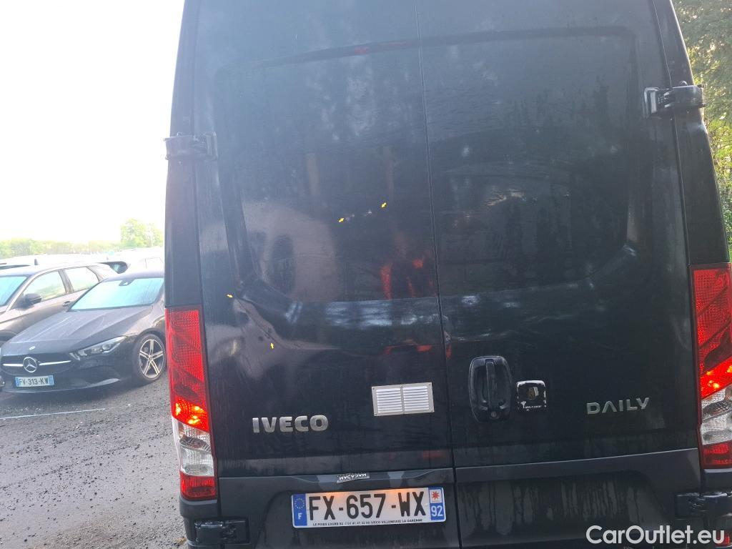  Iveco  Daily IVECO  / 2019 / 4P / Fourgon tôlé 2.3 35S16 V11 H2 3520 #3