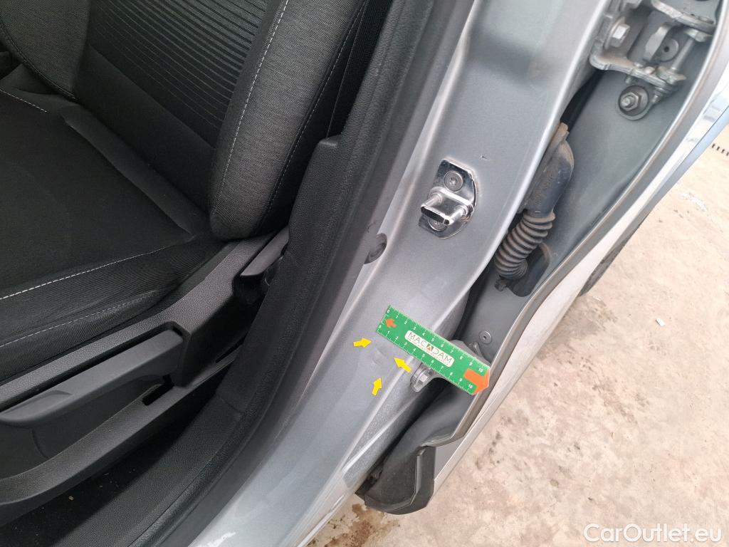  Renault  Captur  II Business 1.5 dCi 115CV BVA7 E6dT #14