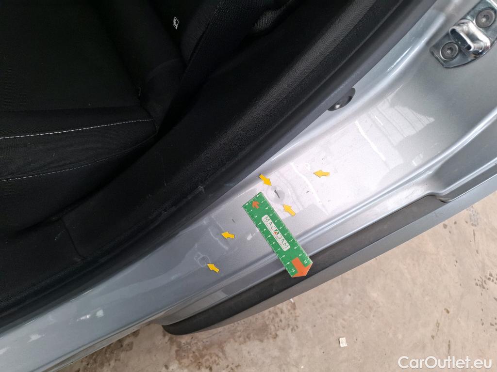  Renault  Captur  II Business 1.5 dCi 115CV BVA7 E6dT #5