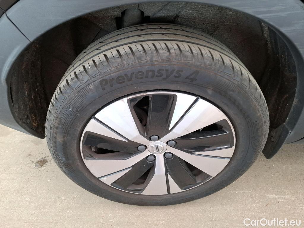  Volvo  XC 40 XC40 Momentum 2WD 1.5 T3 155CV BVM6 E6dT #44