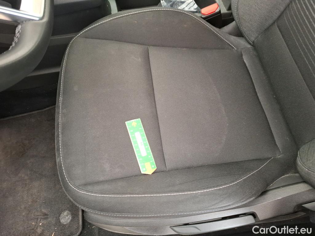  Renault  Captur  II Business 1.5 dCi 115CV BVA7 E6dT #24
