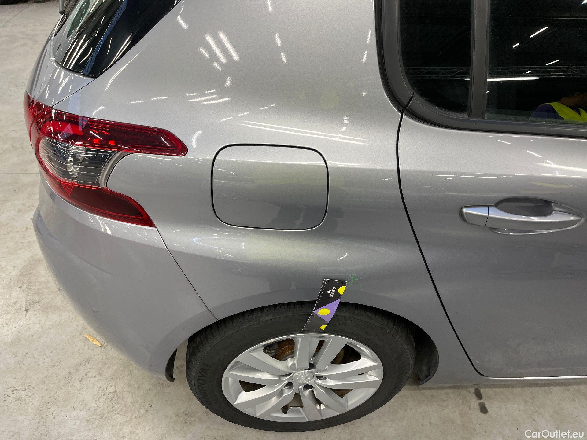  Peugeot  308 Peugeot,  FL'17, Peugeot  1.2 PureTech 110 S&S Active 5d - NO COC #18