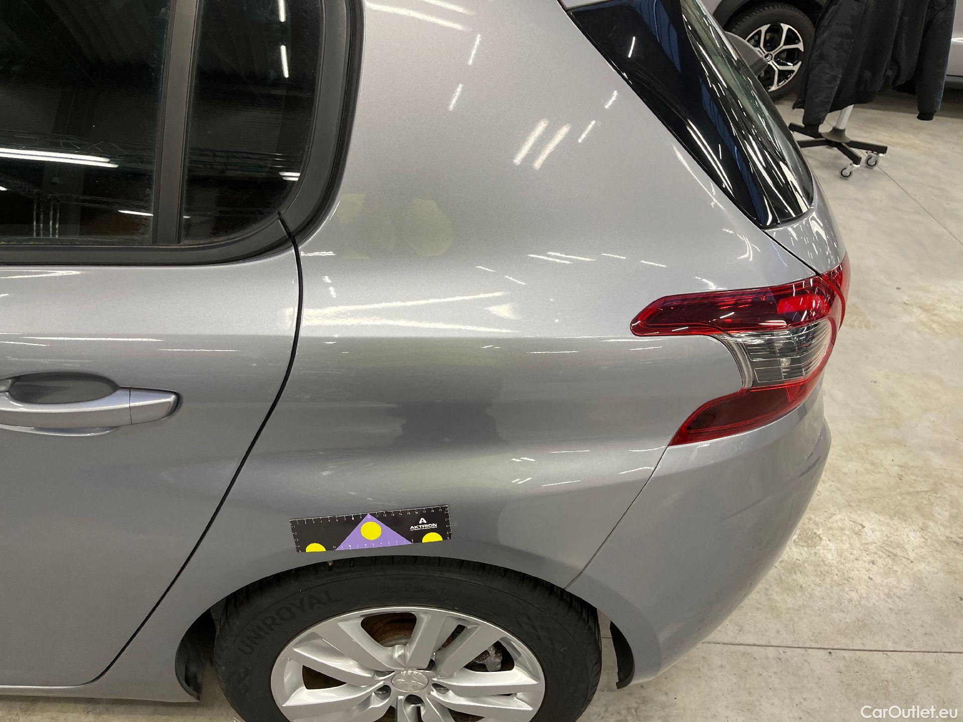  Peugeot  308 Peugeot,  FL'17, Peugeot  1.2 PureTech 110 S&S Active 5d - NO COC #7