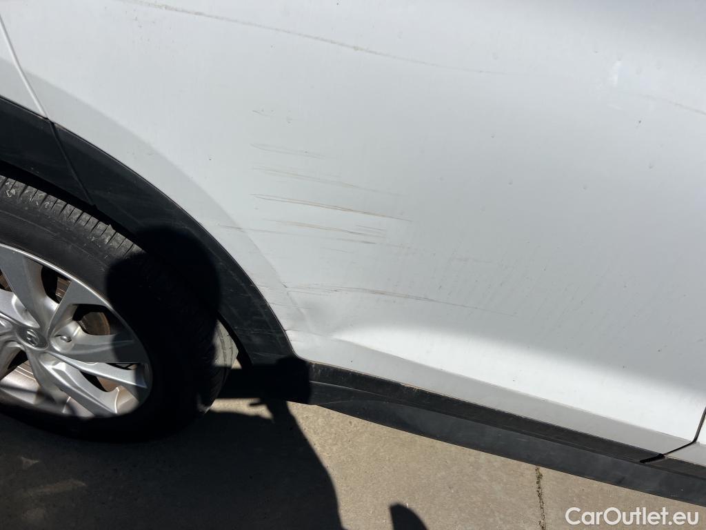  Hyundai  Tucson HYUNDAI  / 2018 / 5P / todoterreno 1.6 CRDI 85kW (116CV) 48V SLE 4X2(SP)(SL) #3