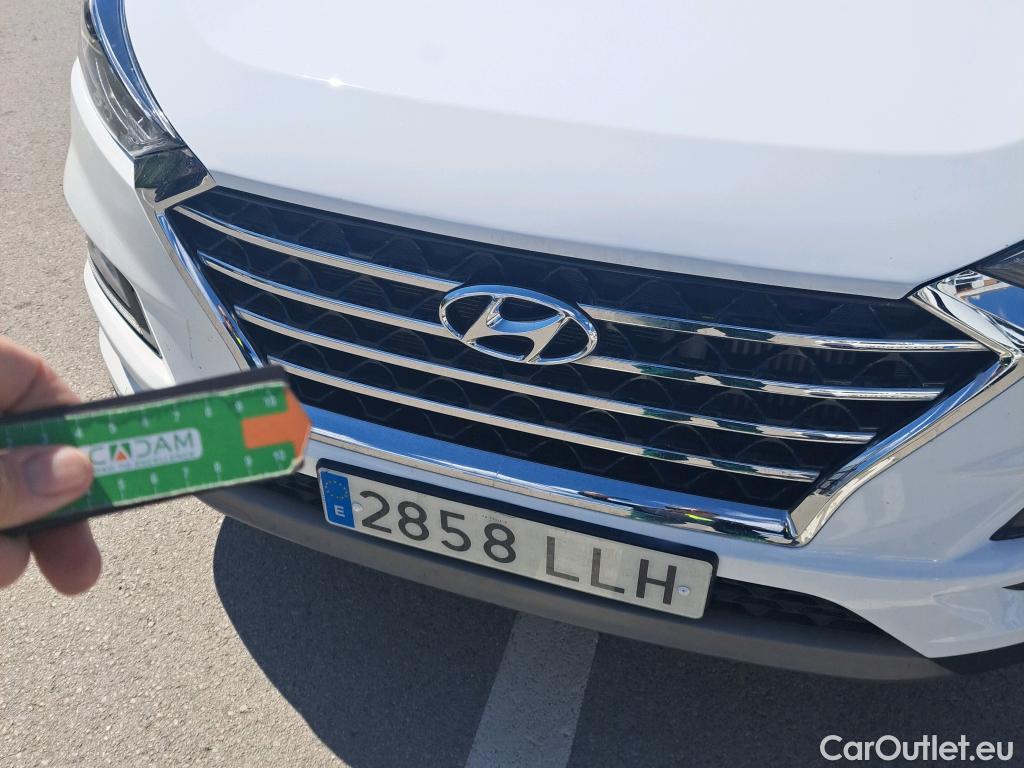  Hyundai  Tucson HYUNDAI  / 2018 / 5P / todoterreno 1.6 CRDI 85kW (116CV) 48V SLE 4X2(SP)(SL) #23