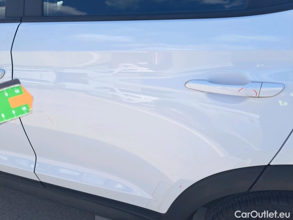  Hyundai  Tucson HYUNDAI  / 2018 / 5P / todoterreno 1.6 CRDI 85kW (116CV) 48V SLE 4X2(SP)(SL) #25