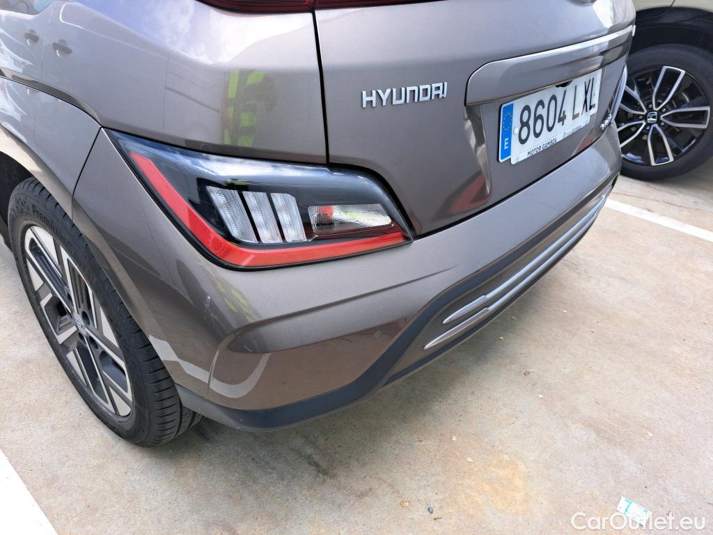  Hyundai  Konna HYUNDAI Kona / 2020 / 5P / todoterreno 150kW EV Style Sky #24