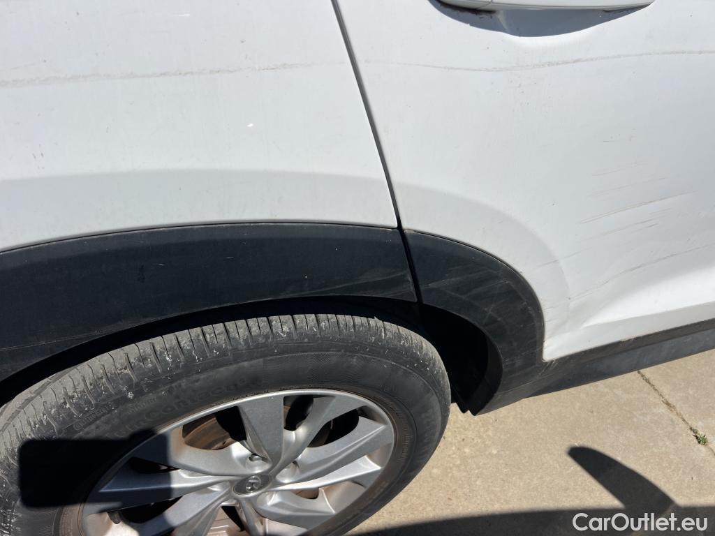  Hyundai  Tucson HYUNDAI  / 2018 / 5P / todoterreno 1.6 CRDI 85kW (116CV) 48V SLE 4X2(SP)(SL) #23