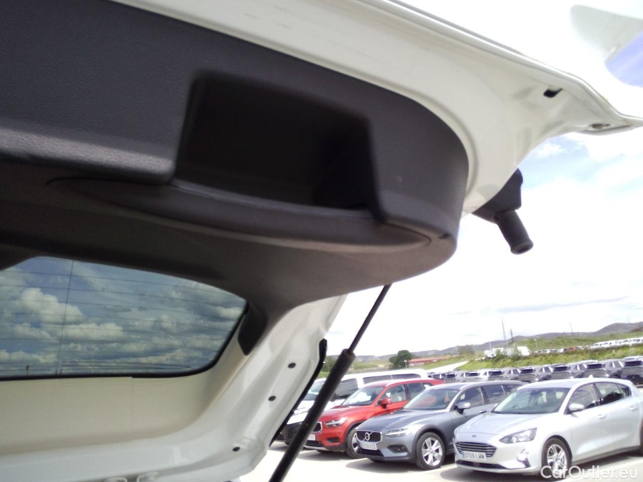  Ford  Kuga  Trend+ 1.5 EcoBoost 120CV MT6 E6dT #38