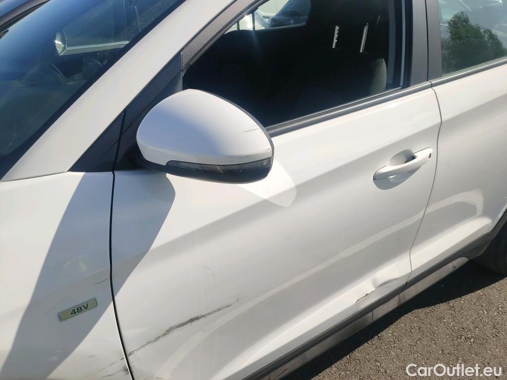 Hyundai  Tucson HYUNDAI  / 2018 / 5P / todoterreno 1.6 CRDI 85kW (116CV) 48V SLE 4X2(SP)(SL) #72