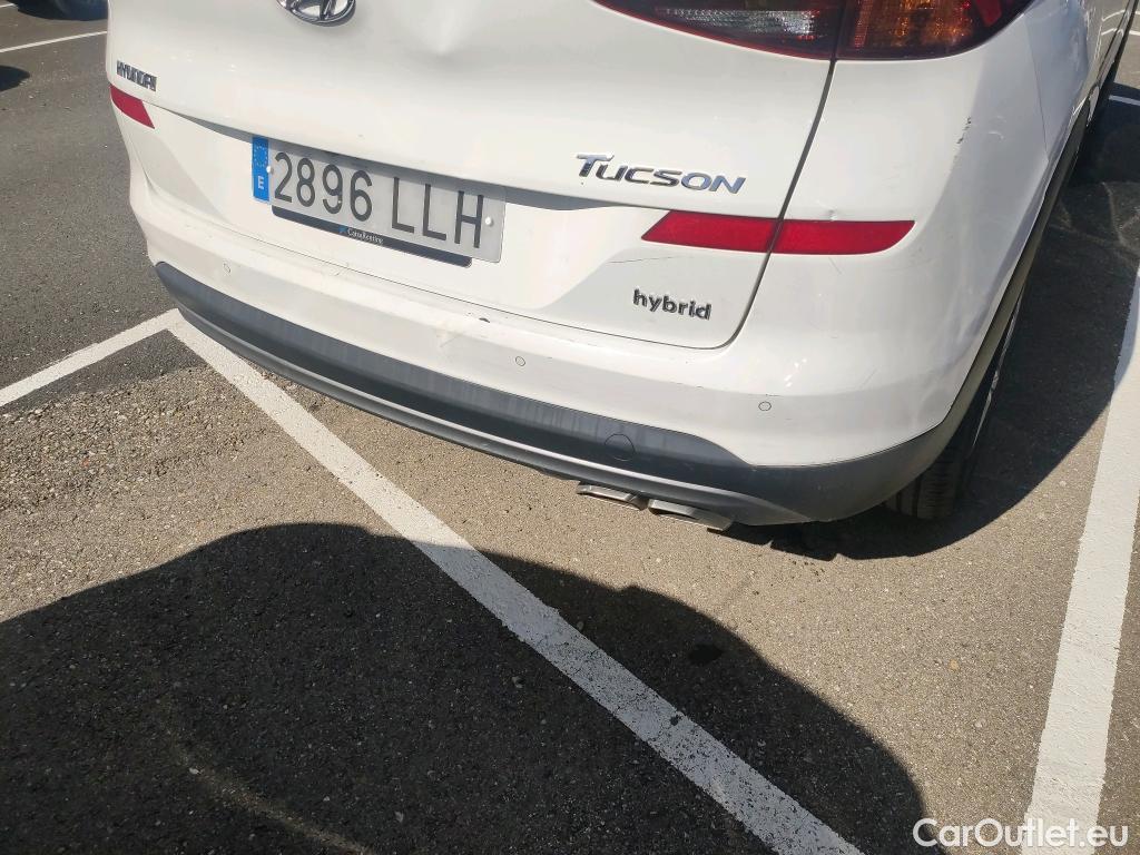  Hyundai  Tucson HYUNDAI  / 2018 / 5P / todoterreno 1.6 CRDI 85kW (116CV) 48V SLE 4X2(SP)(SL) #63