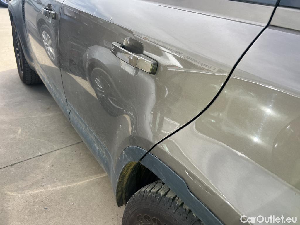  Land Rover  Discovery LAND ROVER Defender / 2019 / 5P / todoterreno 3.0 D200 SE 110 Auto 4WD MHEV #15