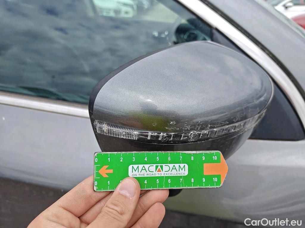  Nissan  Qashqai NISSAN  / 2017 / 5P / todoterreno DIG-T 103 kW (140 CV) E6D N-CONNECTA #25