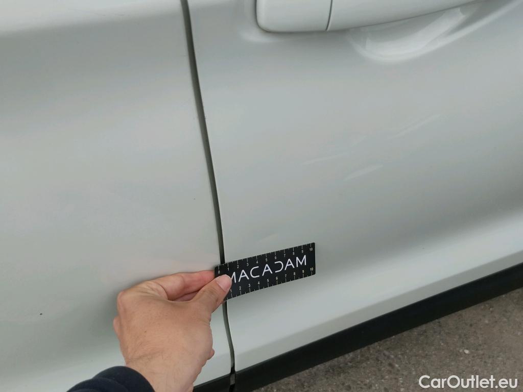  Nissan  Qashqai NISSAN  / 2017 / 5P / todoterreno dCi 85 kW (115 CV) ACENTA #29