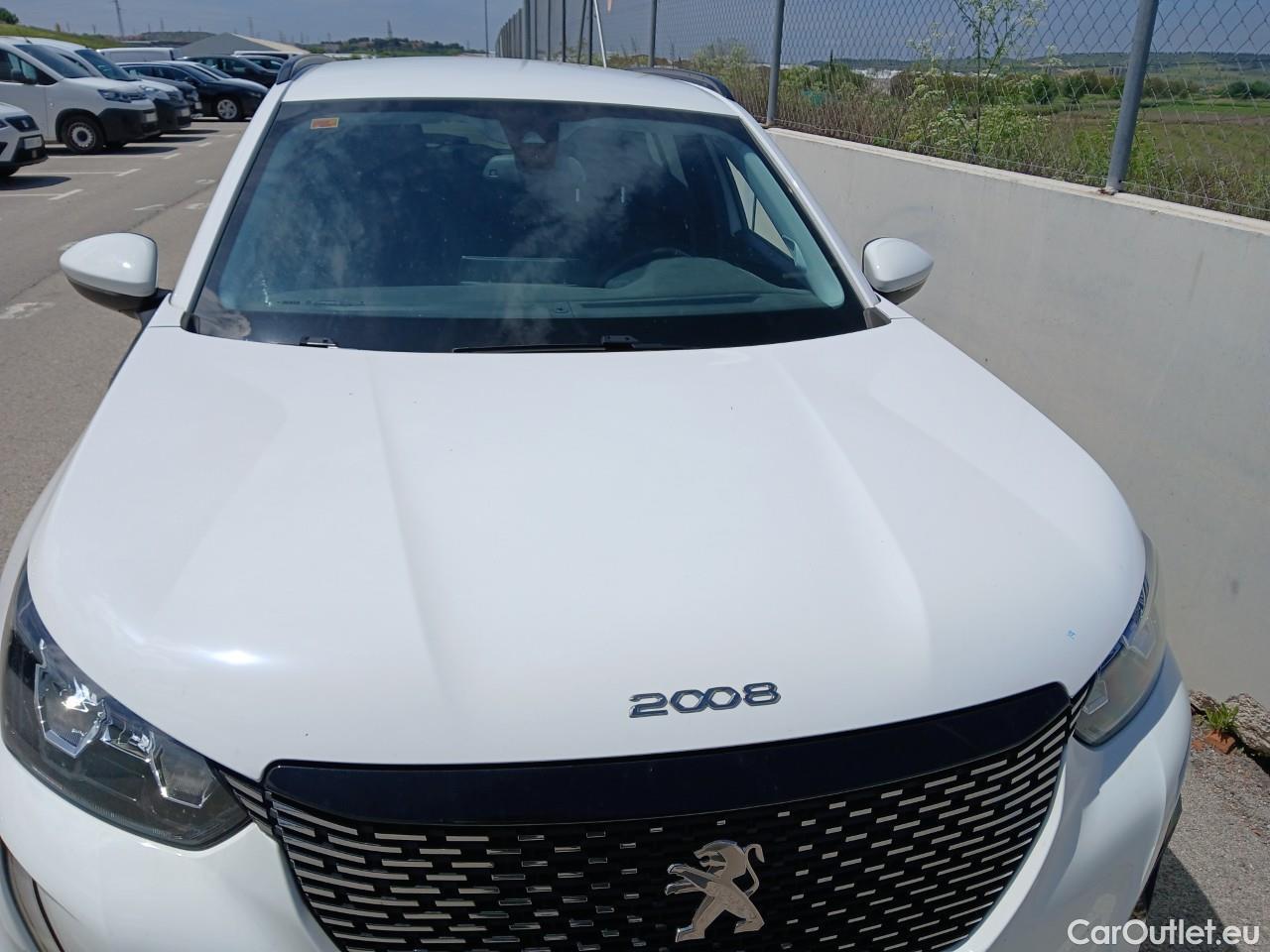 Peugeot  2008  Allure Pack 1.5 HDi 110CV MT6 E6d #13