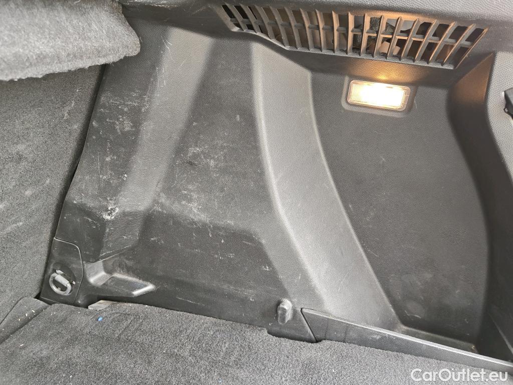 Peugeot  2008  Allure 1.5 HDi 100CV MT6 E6dT #26