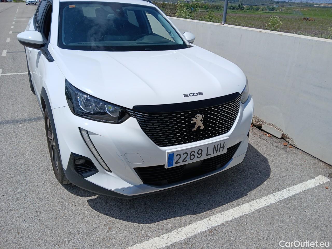  Peugeot  2008  Allure Pack 1.5 HDi 110CV MT6 E6d #8