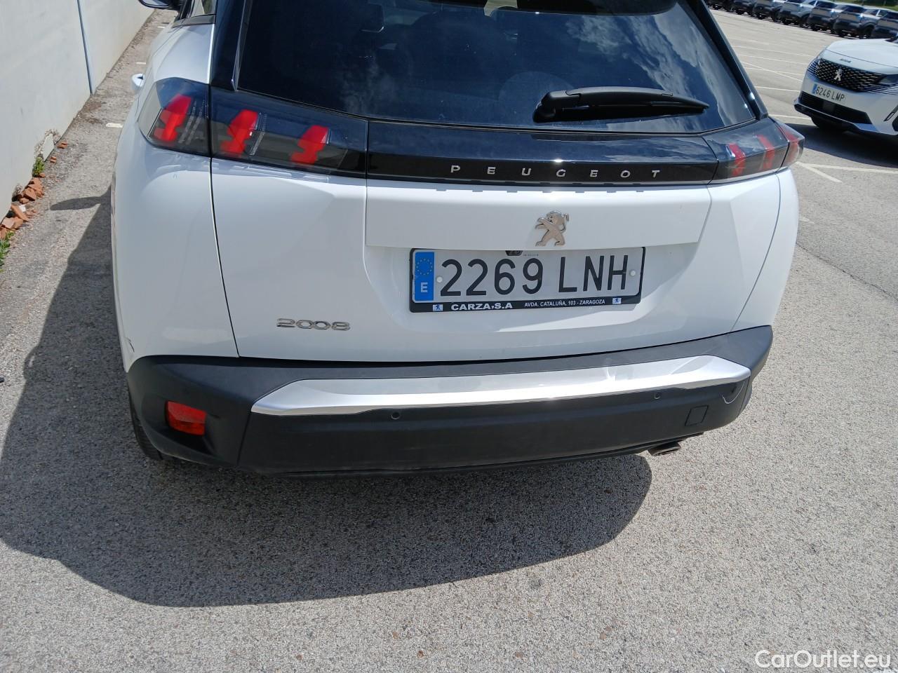  Peugeot  2008  Allure Pack 1.5 HDi 110CV MT6 E6d #20