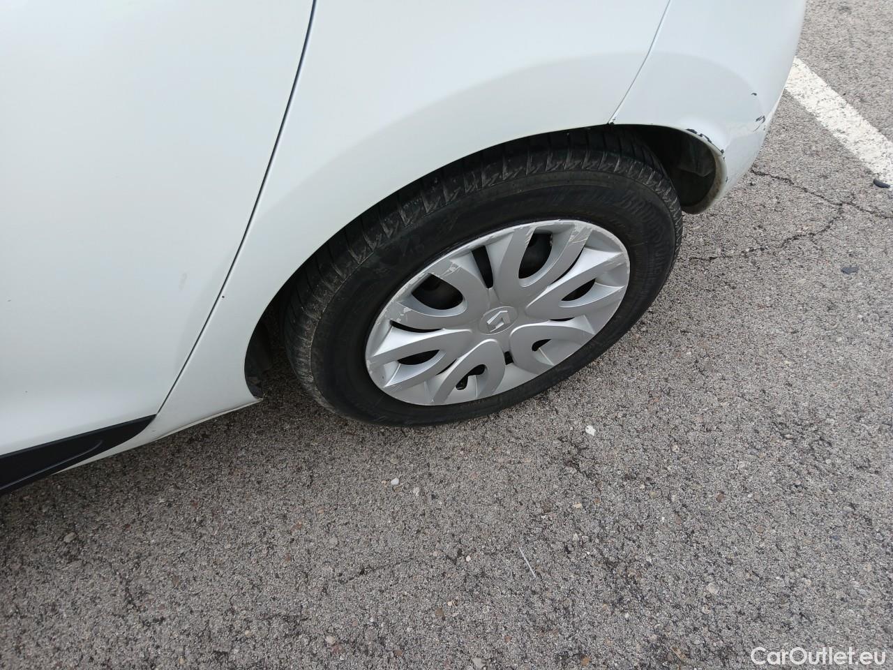  Renault  Clio  IV Business 1.5 dCi 90CV MT5 E6 #6