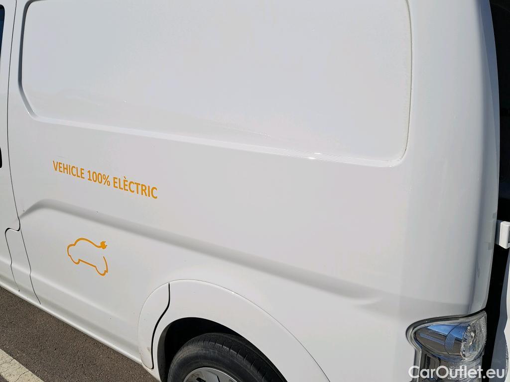  Nissan  NV200 NISSAN e- / 2009 / 4P / furgón Furgón 4p 40 kWh PROFESIONAL #5